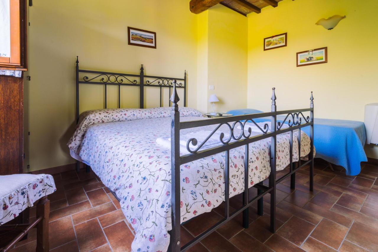 גרוסטו Agriturismo Il Laghetto מראה חיצוני תמונה
